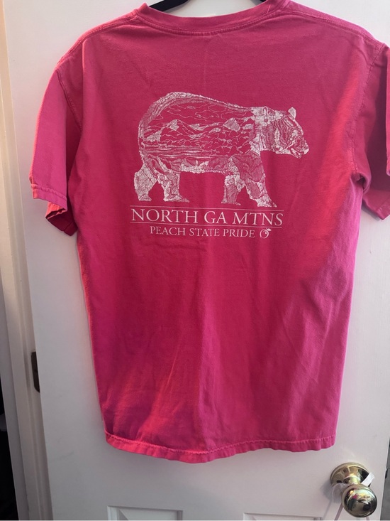 Peach State Pride Tops - 2/6$ North GA Mtns Peach State Pride Adults  Graphic Tee Red Small